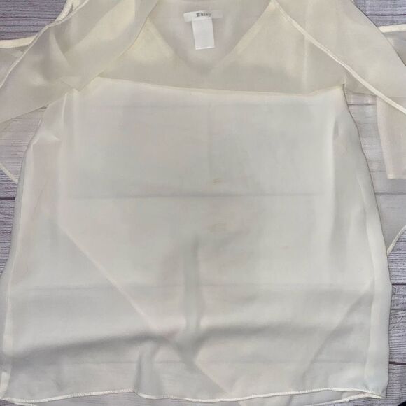 Esley cold shoulder v-cut tank w/sheer triangle cut outer layer white sz S - Picture 10 of 13